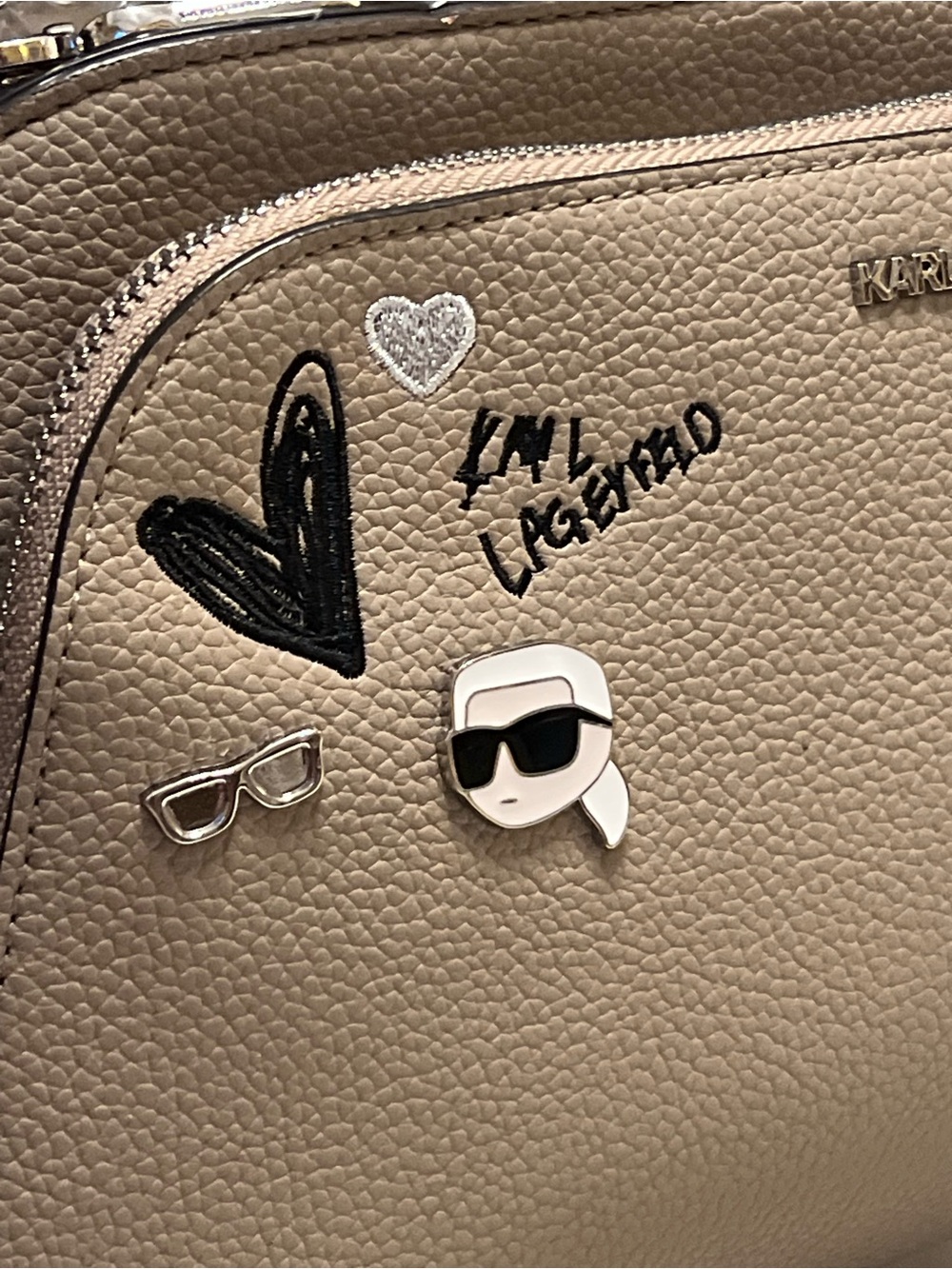 Karl Lagerfeld taupe satchel with playful decals - Picture 5 of 15